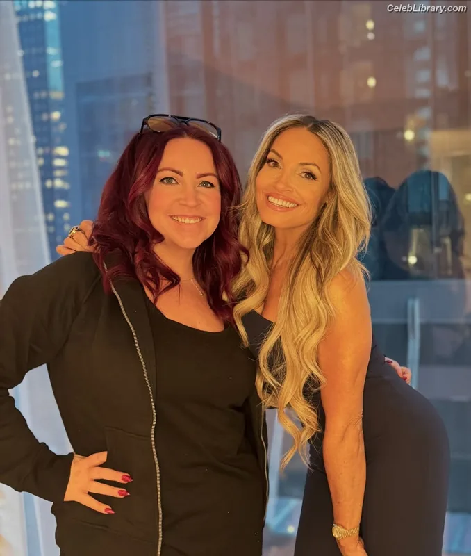 Trish Stratus photo 16 of 1611