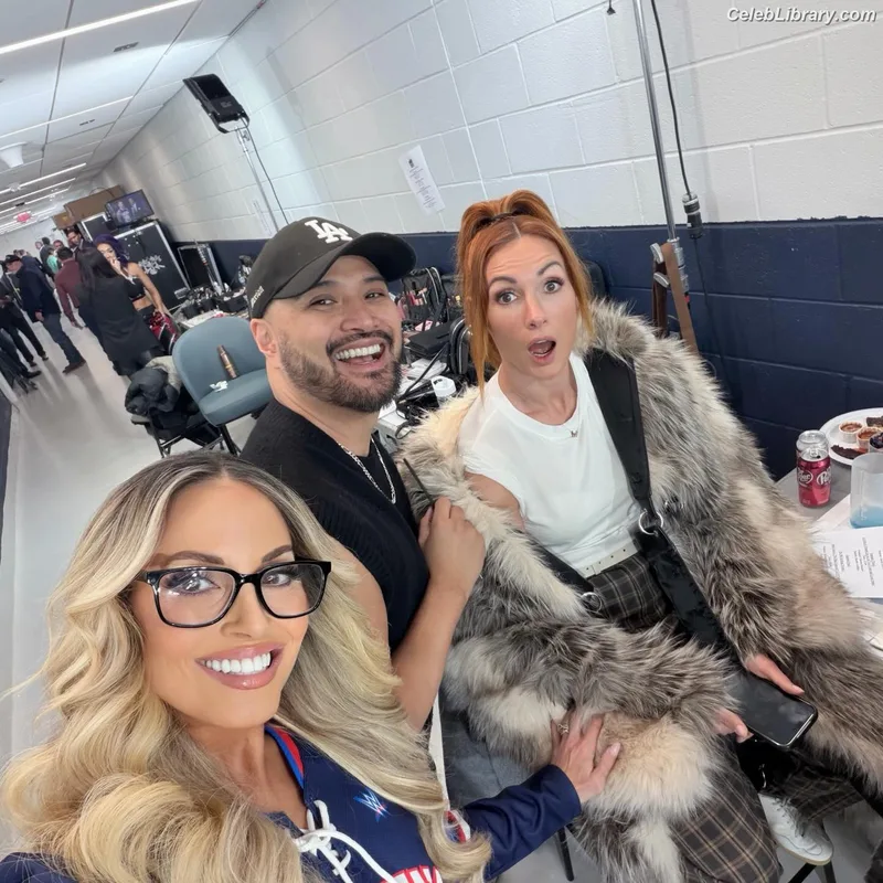 Trish Stratus photo 8 of 1611