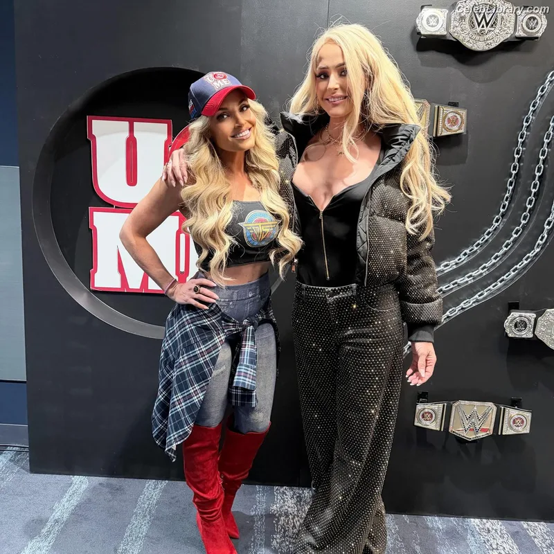 Trish Stratus photo 15 of 1611