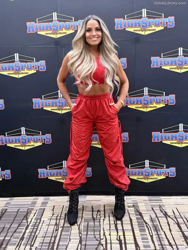 Trish Stratus photo 21 of 1611