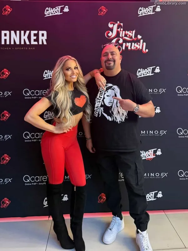 Trish Stratus photo 23 of 1611