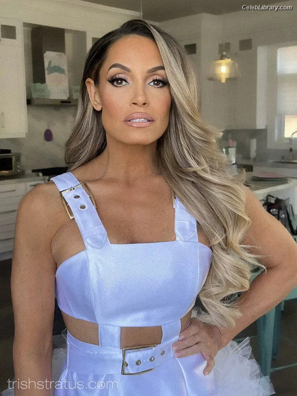 Trish Stratus photo 22 of 1611