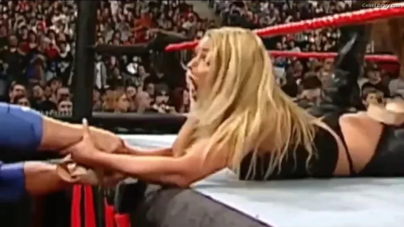 Trish Stratus photo 8 of 1611