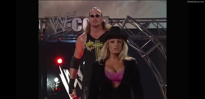 Trish Stratus photo 11 of 1611