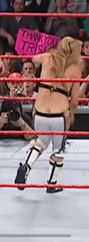 Trish Stratus photo 7 of 1611