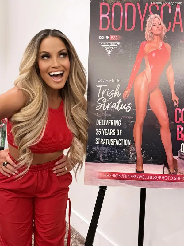 Trish Stratus photo 6 of 1611