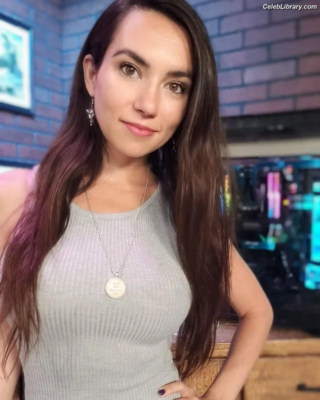 Trisha Hershberger photo 1 of 1447