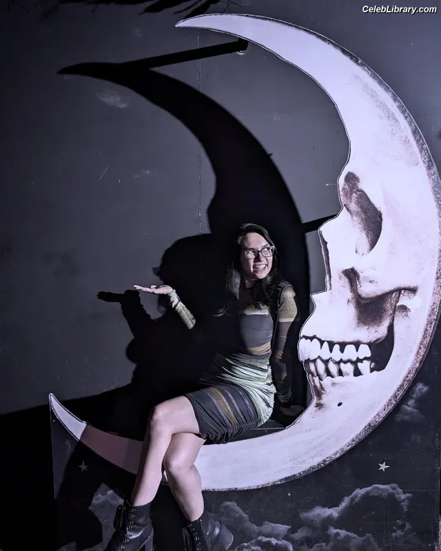 Trisha Hershberger photo 17 of 1447