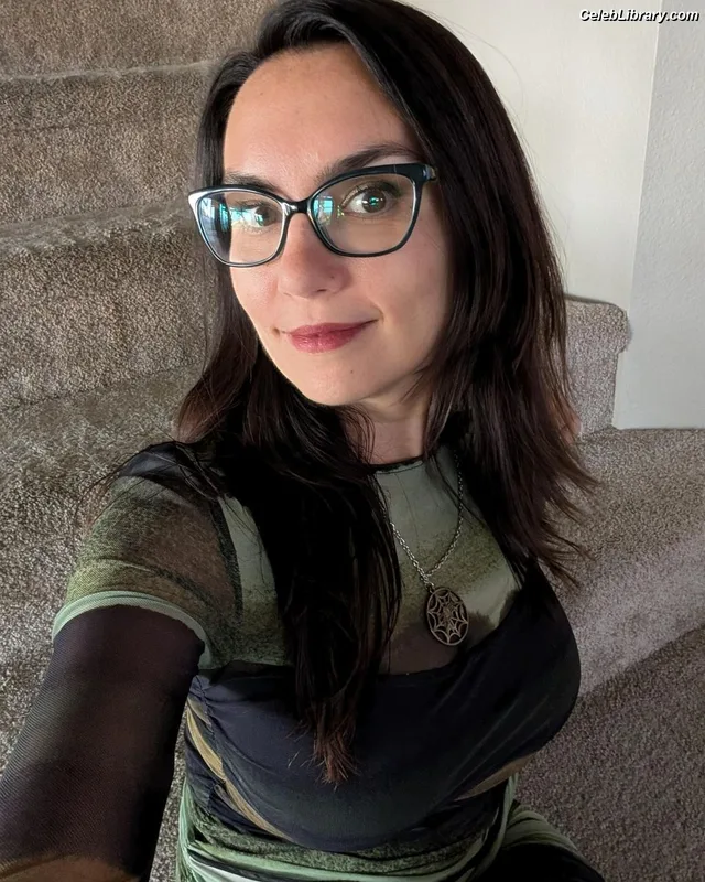 Trisha Hershberger photo 23 of 1447