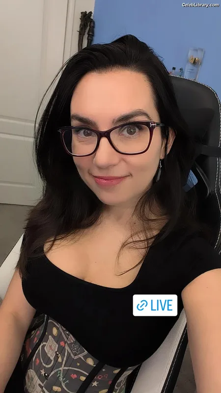 Trisha Hershberger photo 5 of 1447