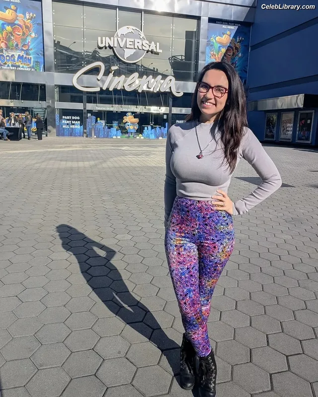 Trisha Hershberger photo 6 of 1447