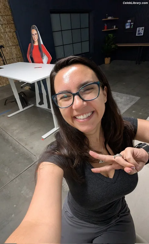 Trisha Hershberger photo 9 of 1447