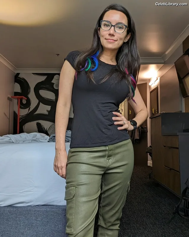 Trisha Hershberger photo 2 of 1447