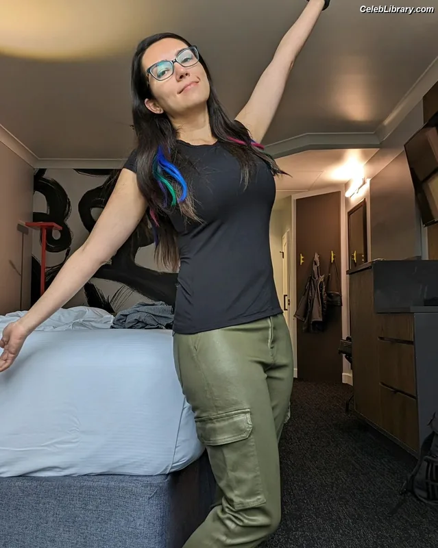Trisha Hershberger photo 3 of 1447