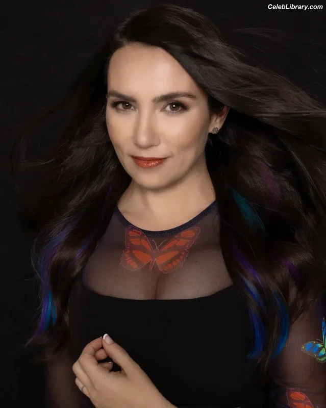 Trisha Hershberger photo 14 of 1447