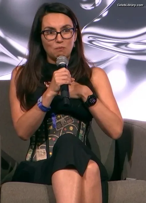 Trisha Hershberger photo 3 of 1447