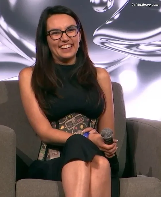 Trisha Hershberger photo 4 of 1447