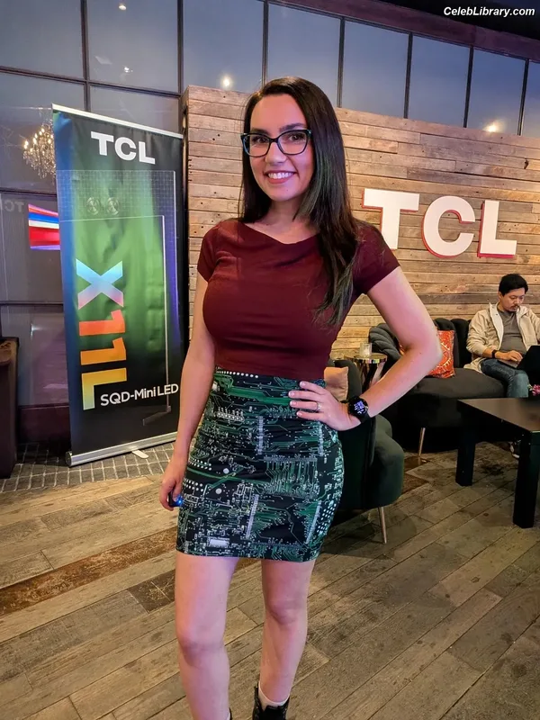 Trisha Hershberger photo 2 of 1447