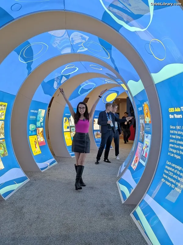 Trisha Hershberger photo 6 of 1447