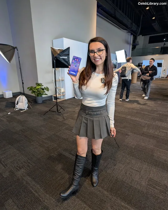 Trisha Hershberger photo 4 of 1447