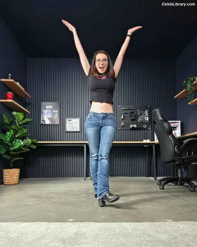 Trisha Hershberger photo 23 of 1447