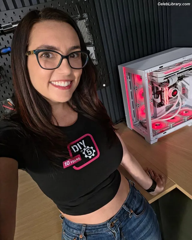 Trisha Hershberger photo 1 of 1447