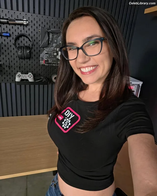 Trisha Hershberger photo 3 of 1447