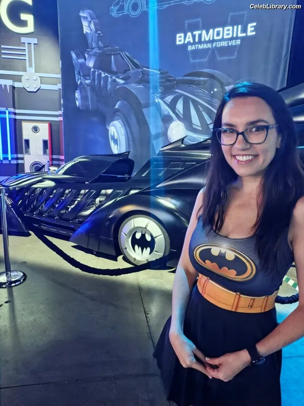 Trisha Hershberger photo 16 of 1447