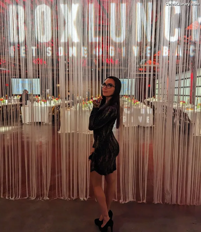 Trisha Hershberger photo 4 of 1447