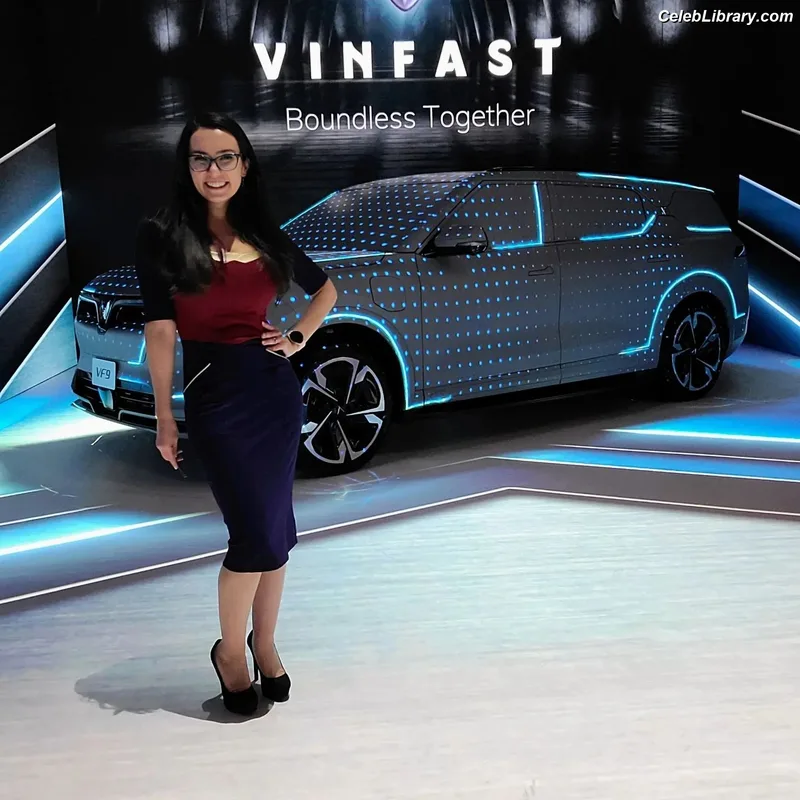 Trisha Hershberger photo 10 of 1447