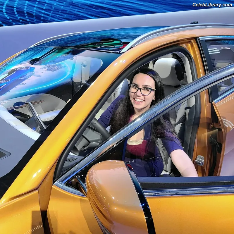 Trisha Hershberger photo 11 of 1447