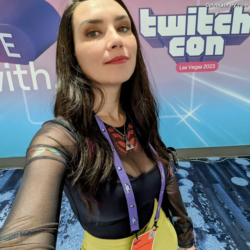 Trisha Hershberger photo 22 of 1447
