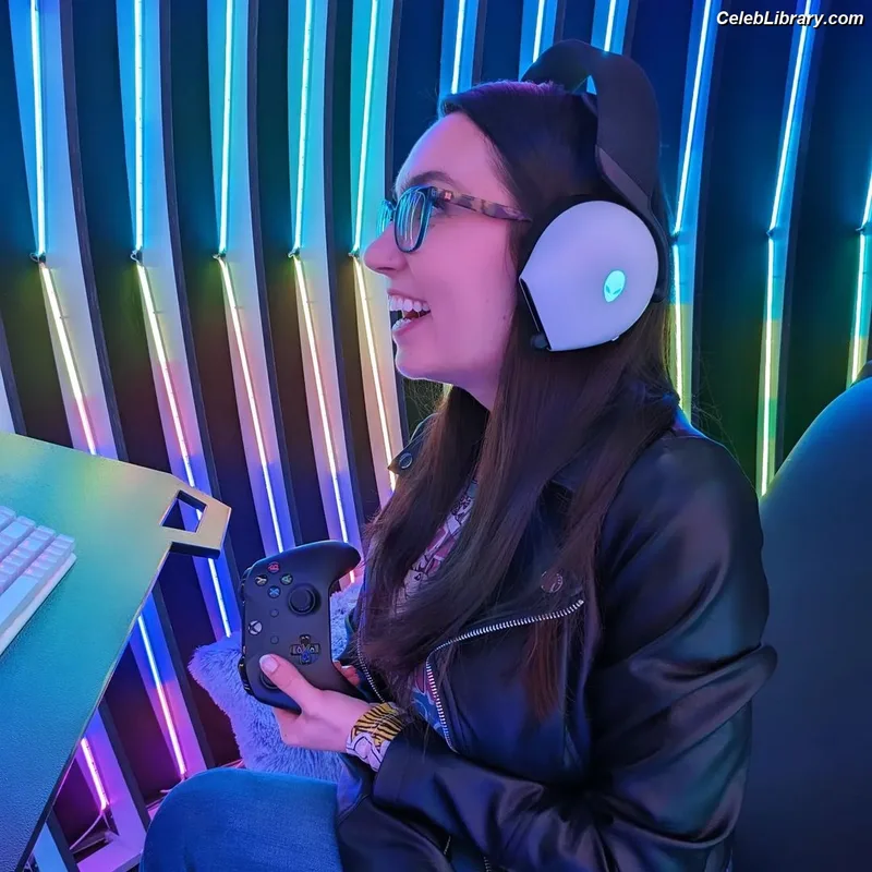 Trisha Hershberger photo 18 of 1447