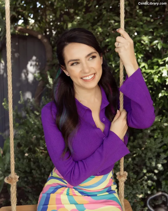 Trisha Hershberger photo 6 of 1447
