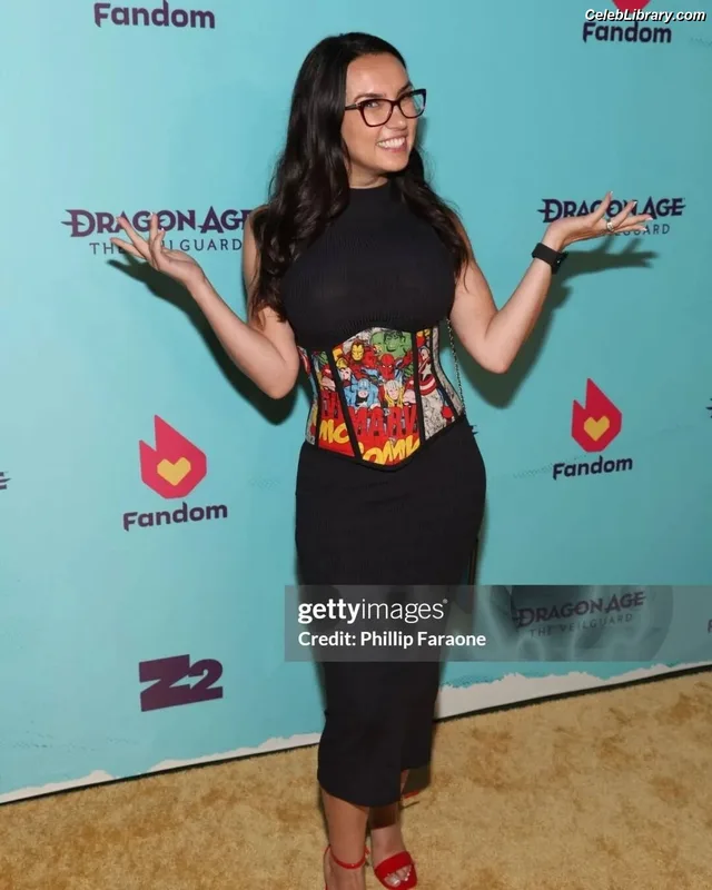 Trisha Hershberger photo 11 of 1447