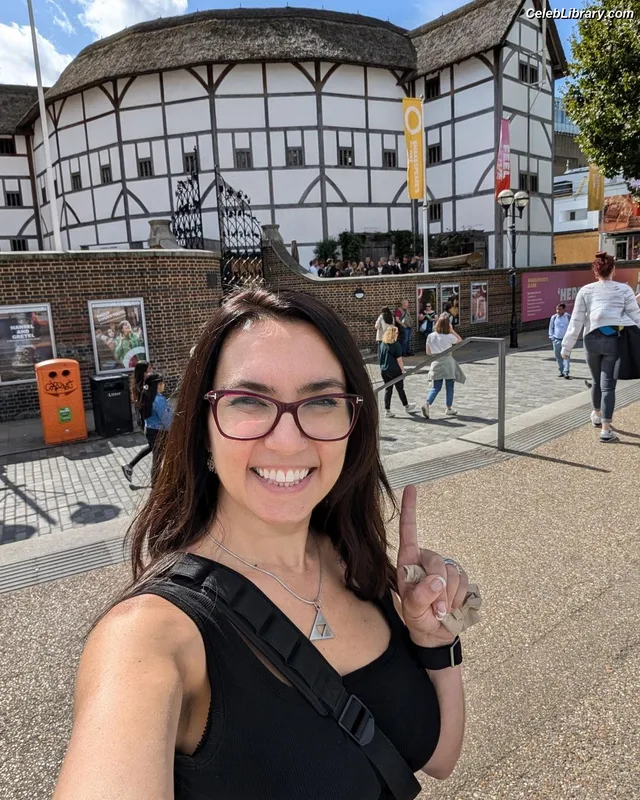 Trisha Hershberger photo 2 of 1447