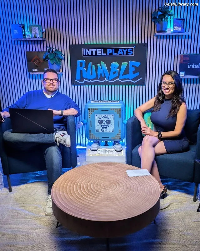 Trisha Hershberger photo 10 of 1447