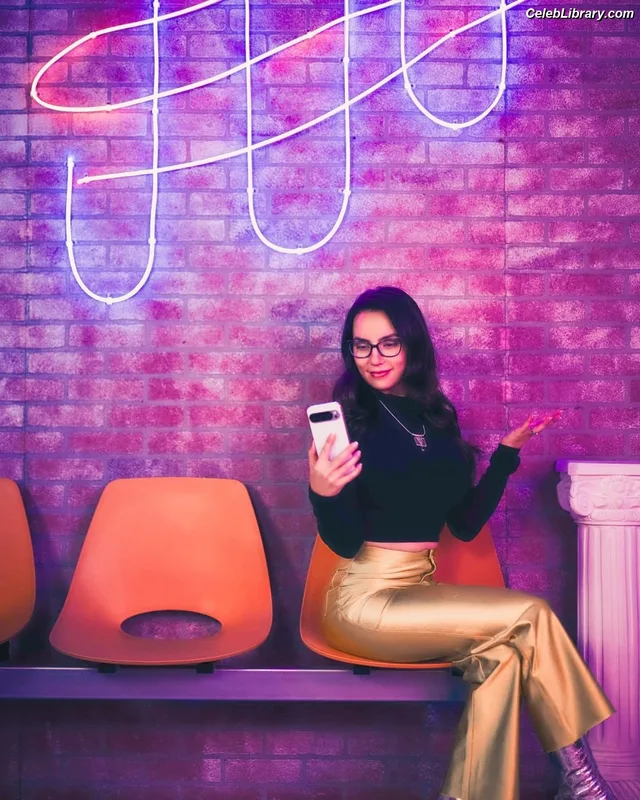 Trisha Hershberger photo 3 of 1447