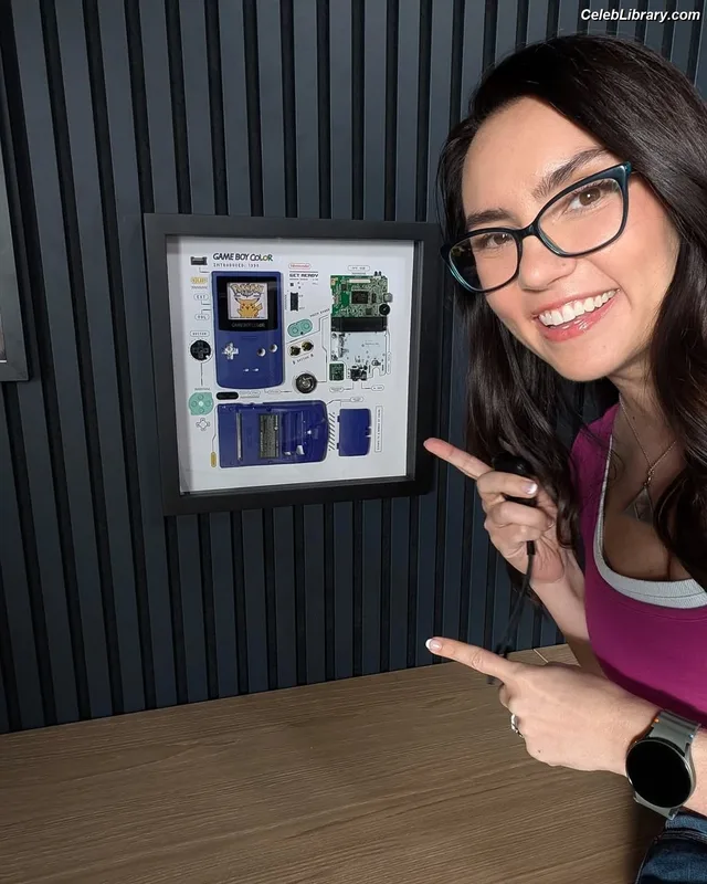 Trisha Hershberger photo 3 of 1447