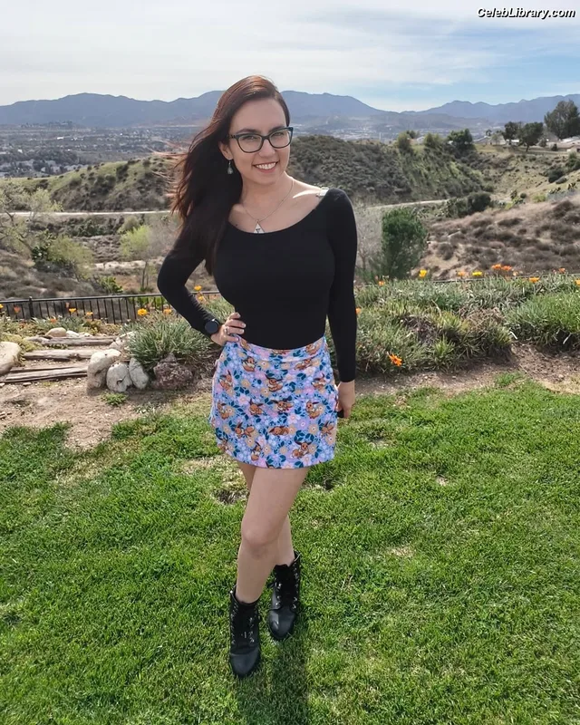 Trisha Hershberger photo 10 of 1447
