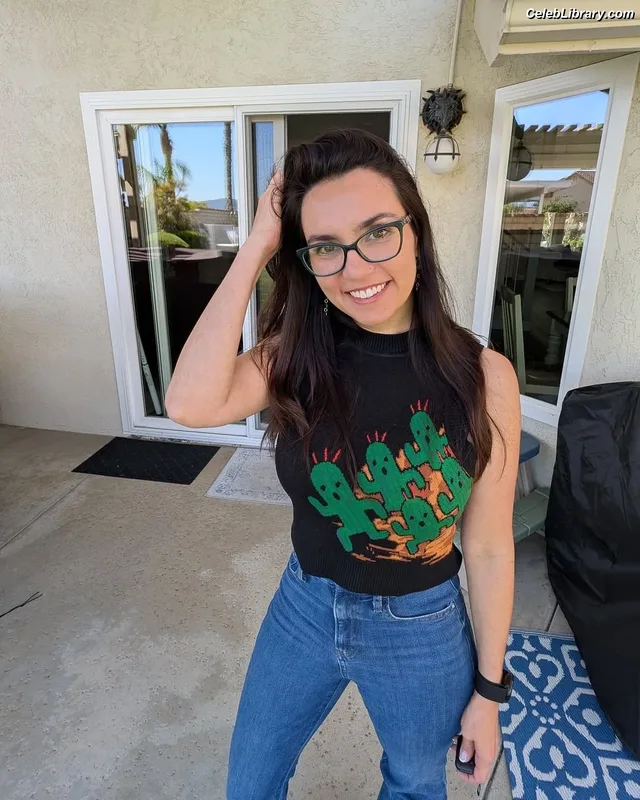 Trisha Hershberger photo 20 of 1447