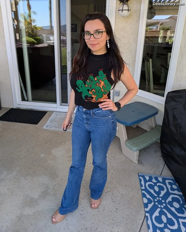 Trisha Hershberger photo 21 of 1447