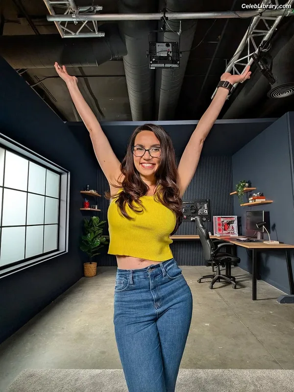 Trisha Hershberger photo 14 of 1447