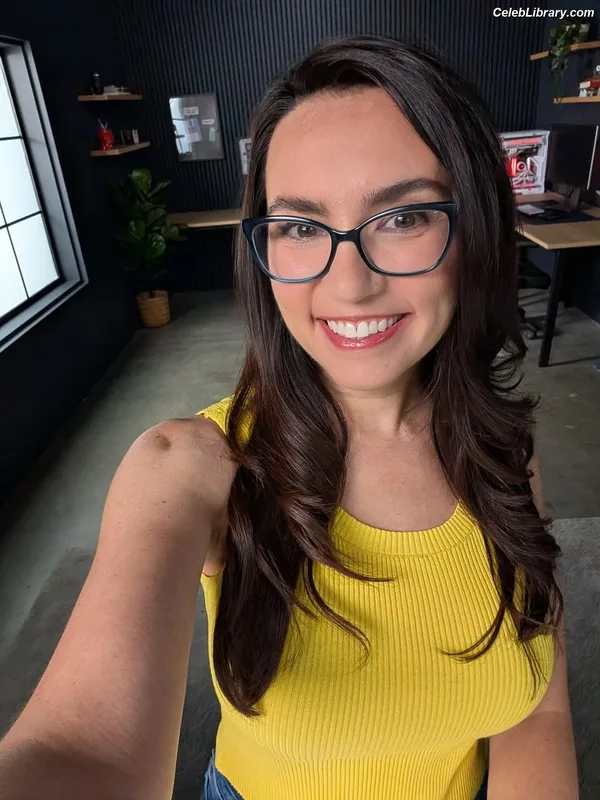 Trisha Hershberger photo 18 of 1447