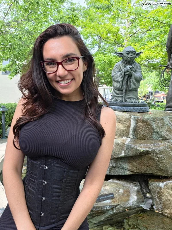 Trisha Hershberger photo 4 of 1447