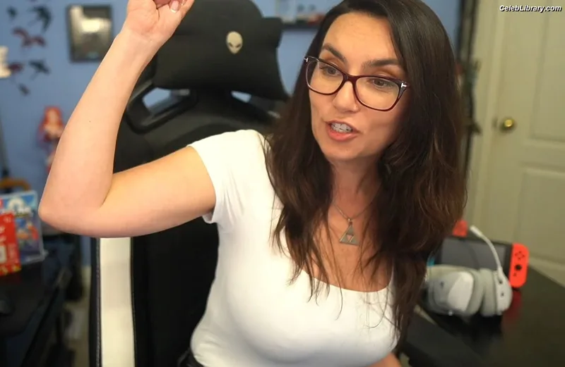 Trisha Hershberger photo 18 of 1447