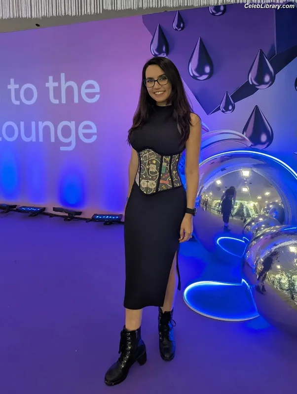 Trisha Hershberger photo 12 of 1447