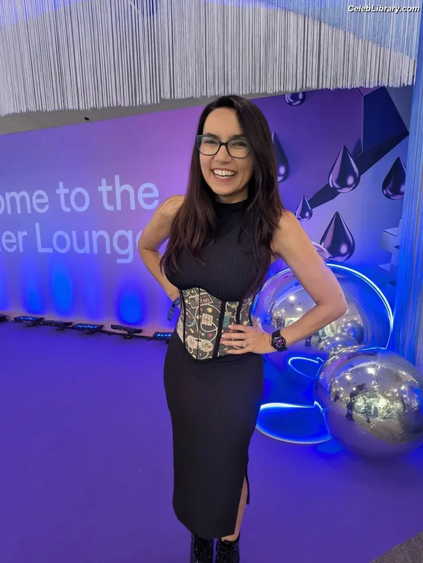 Trisha Hershberger photo 19 of 1447