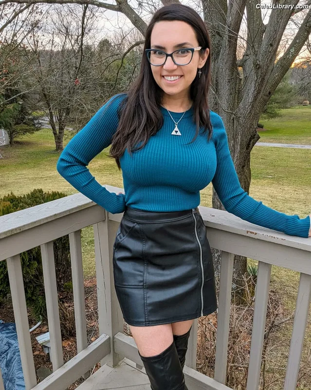 Trisha Hershberger photo 3 of 1447