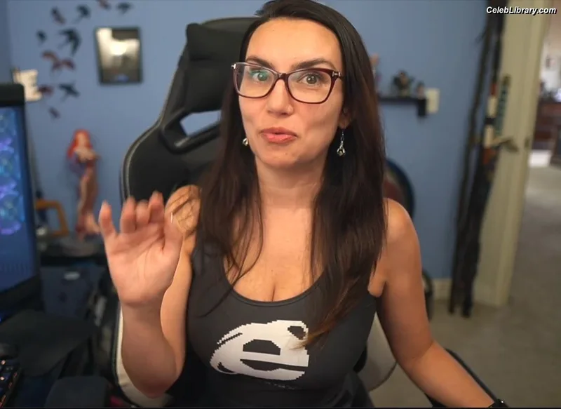 Trisha Hershberger photo 5 of 1447